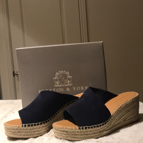 Preston & York Shoes - Preston & York sandals blue 💋💝😍
